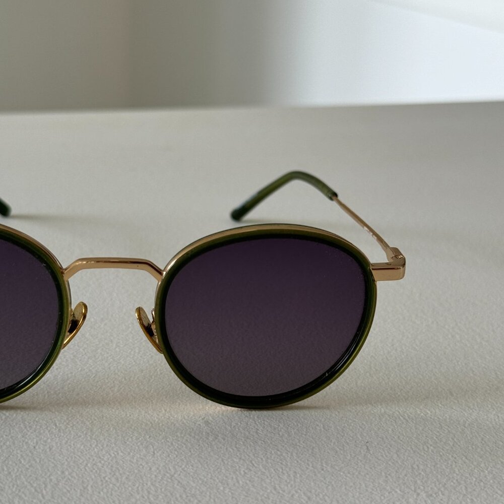Drypond Sunglasses — Plea Style in Moss Green x Gold